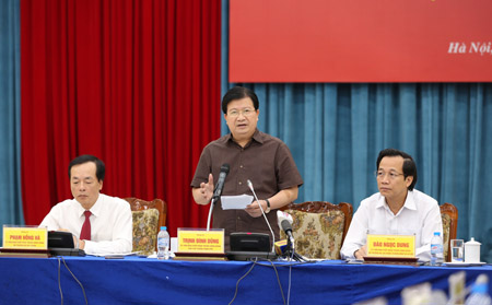 Phó Thủ tướng Trịnh Đình Dũng yêu cầu phải sớm xây dựng, hoàn chỉnh đề án hỗ trợ nhà ở cho người có công của mỗi địa phương.